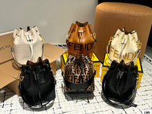 Load image into Gallery viewer, FF271 Small Mon Tresor / 6.3x9x5.1inch