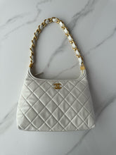 Load image into Gallery viewer, CC974 Large Hobo Bag / 12.6x11.8x4.7inch / HIGHEST QUALITY VERSION