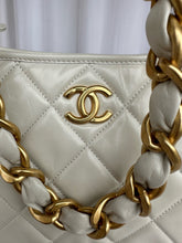 Load image into Gallery viewer, CC974 Large Hobo Bag / 12.6x11.8x4.7inch / HIGHEST QUALITY VERSION