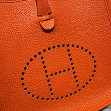 Load image into Gallery viewer, HM197 Hermes Evelyne 23 / HIGHEST QUALITY VERSION / 23 cm