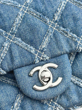 Load image into Gallery viewer, CC979 Classic 11.12 Handbag / Mini/Medium HIGHEST QUALITY VERSION