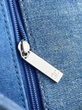 Load image into Gallery viewer, CC979 Classic 11.12 Handbag / Mini/Medium HIGHEST QUALITY VERSION