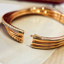Load image into Gallery viewer, JW943 Cartier Trinity Bracelet