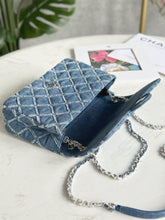 Load image into Gallery viewer, CC979 Classic 11.12 Handbag / Mini/Medium HIGHEST QUALITY VERSION