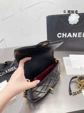 Load image into Gallery viewer, CC754 Small Flap Bag / 6.6 × 8.2 × 2.3 in