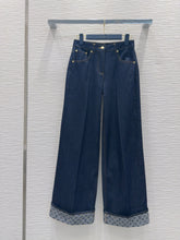 Load image into Gallery viewer, CLTH464 LV Cuffed Hem Flared Jeans