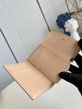 Load image into Gallery viewer, LB1251 Victor Wallet / 4.5 x 3.5 x 1 inches / HIGHEST QUALITY VERSION