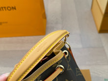 Load image into Gallery viewer, LB1084 Nano Noé / 5.1 x 6.3 x 3.9 inches