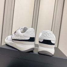 Load image into Gallery viewer, SE1223 CC Sneaker / Size5-10