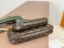Load image into Gallery viewer, LB1512 LV Multi Pochette Accessories (Trio) / 23 x 13 cm