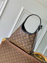 Load image into Gallery viewer, LB1518 LV The Drop PM Hobo / HIGHEST QUALITY VERSION / 28 x 15 x 12 cm