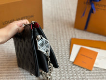 Load image into Gallery viewer, LB1154 Coussin BB / 8.3 x 6.3 x 2.8 inches