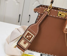 Load image into Gallery viewer, FF275 Peekaboo ISeeU Medium / 13.2x3.9x9.8inch