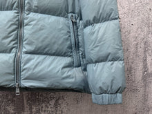Load image into Gallery viewer, CLTH476 Moncler Abbadia Short Down Jacket