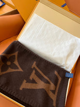 Load image into Gallery viewer, CLTH365 LB Sweet Dreams Scarf / 94.5 x 10.2 inches