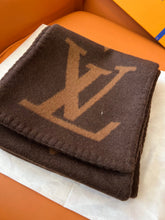 Load image into Gallery viewer, CLTH365 LB Sweet Dreams Scarf / 94.5 x 10.2 inches