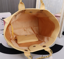 Load image into Gallery viewer, CC920 Shopping Bag / 10.1 × 16 × 6.6 in