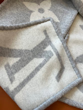 Load image into Gallery viewer, CLTH366 LB Sweet Dreams Scarf / 94.5 x 10.2 inches