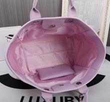 Load image into Gallery viewer, CC921 Shopping Bag / 10.1 × 16 × 6.6 in