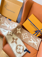 Load image into Gallery viewer, CLTH366 LB Sweet Dreams Scarf / 94.5 x 10.2 inches