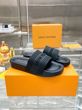 Load image into Gallery viewer, SE1429 LB Women/Men Slippers