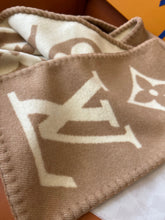 Load image into Gallery viewer, CLTH367 LB Sweet Dreams Scarf / 94.5 x 10.2 inches