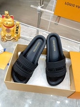 Load image into Gallery viewer, SE1429 LB Women/Men Slippers