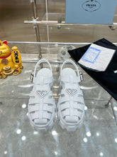 Load image into Gallery viewer, SE1432 PD Rubber Monolith Sandals / Size5-9