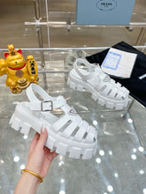 Load image into Gallery viewer, SE1432 PD Rubber Monolith Sandals / Size5-9