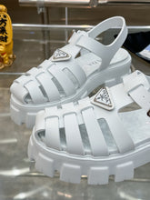 Load image into Gallery viewer, SE1432 PD Rubber Monolith Sandals / Size5-9