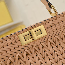 Load image into Gallery viewer, FF282 Peekaboo ISeeU Small/Medium