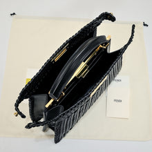 Load image into Gallery viewer, FF283 Peekaboo ISeeU Small/Medium