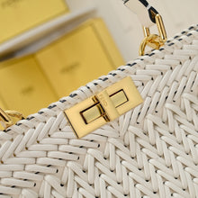 Load image into Gallery viewer, FF280 Peekaboo ISeeU Small/Medium