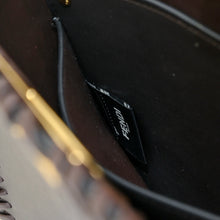 Load image into Gallery viewer, FF281 Peekaboo ISeeU Small/Medium