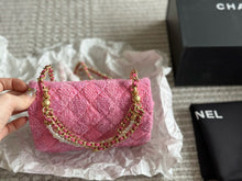 Load image into Gallery viewer, CC925 Mini Flap Bag / 4.9 × 6.6 × 2 in