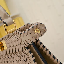 Load image into Gallery viewer, FF284 Peekaboo ISeeU Small/Medium