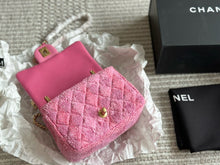 Load image into Gallery viewer, CC925 Mini Flap Bag / 4.9 × 6.6 × 2 in