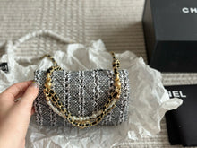 Load image into Gallery viewer, CC926 Mini Flap Bag / 4.9 × 6.6 × 2 in