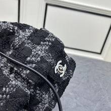 Load image into Gallery viewer, CC837 Backpack / 7.8 × 9 × 4.7 in