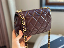 Load image into Gallery viewer, CC924 Mini Flap Bag / 4.5 × 6.6 × 2 in