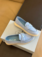 Load image into Gallery viewer, SE1158 PD Suede Leather Loafers / Size5-10