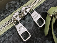 Load image into Gallery viewer, LB1525 LV Keepall Bandoulière 45 / HIGHEST QUALITY VERSION / 45 x 27 x 20 cm