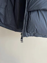 Load image into Gallery viewer, CLTH422 Moncler Short Down Vest / Size0/1/2/3/4