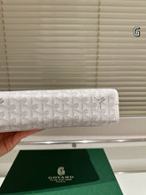 Load image into Gallery viewer, GY070 Small Pouch / 11x7.1x2.7inch