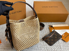 Load image into Gallery viewer, LB1323 All In BB / 6.3 x 7.1 x 4.7 inches