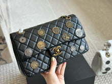 Load image into Gallery viewer, CC933 Classic Handbag / 6 × 9.9 × 2.5 in