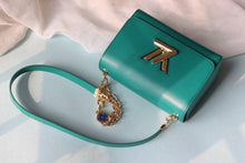 Load image into Gallery viewer, LB1178 Twist MM / 9.1 x 6.7 x 3.7 inches