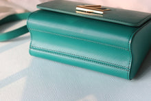 Load image into Gallery viewer, LB1178 Twist MM / 9.1 x 6.7 x 3.7 inches