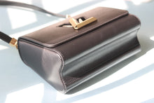 Load image into Gallery viewer, LB1179 Twist MM / 9.1 x 6.7 x 3.7 inches