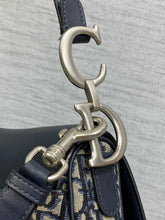 Load image into Gallery viewer, DR459 Saddle Bag with Strap / HIGHEST QUALITY VERSION / 10x8x2.5inches